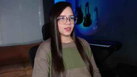 Kay online show from February 7, 6:22 pm