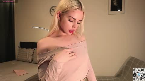 Snapshot of kaya_davis chatting on February 5, 2:08 am My name Kaya but you can call me Angel online show from February 5, 2:08 am
