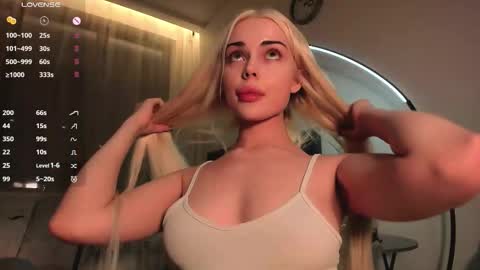 Snapshot of kaya_davis chatting on October 22, 2:56 am My name Kaya but you can call me Angel online show from October 22, 2:56 am