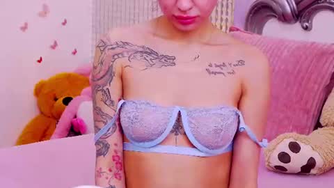 Kaya Belle online show from June 17, 4:59 am