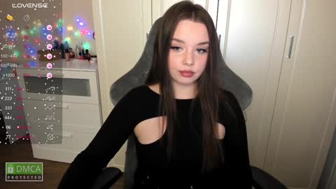 Snapshot of kayacherry chatting on October 29, 8:32 pm Alice online show from October 29, 8:32 pm