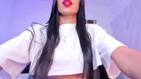 Kayla  online show from November 11, 10:15 am