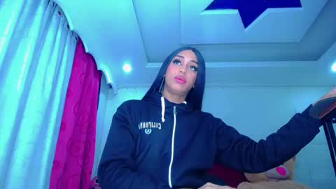 Snapshot of kayla_sexx chatting on April 26, 6:38 pm kayla_sexx online show from April 26, 6:38 pm