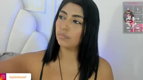 kaylachannell online show from May 31, 1:47 am