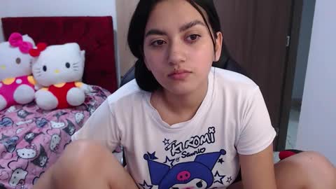 Snapshot of kaylak18x chatting on January 19, 2:04 am Kayla online show from January 19, 2:04 am