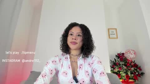 INSTAGRAM AND TW 11kayle online show from February 16, 1:02 am