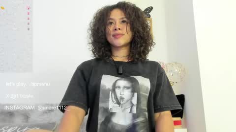 INSTAGRAM AND TW 11kayle online show from April 7, 12:33 am