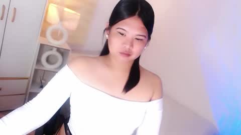 Y O U R        F U T U R E       K A Y L E E  online show from April 9, 12:10 am