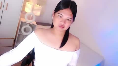 Y O U R        F U T U R E       K A Y L E E  online show from April 18, 5:17 pm