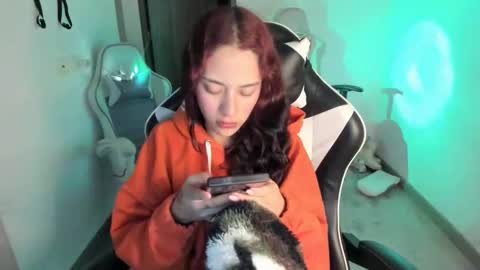 kaylie online show from March 27, 10:59 am