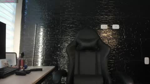 Kayn online show from April 13, 7:08 pm