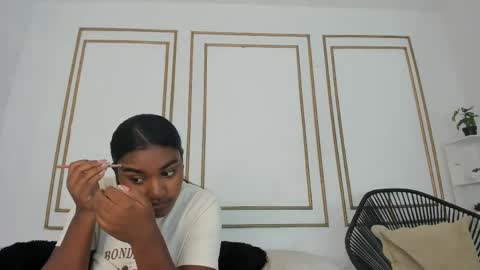 Kayna online show from April 15, 7:21 pm