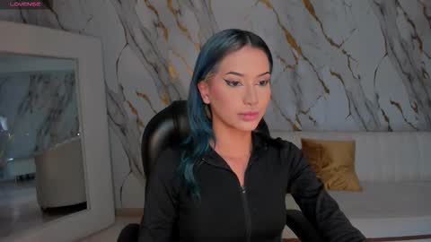 Kay online show from February 10, 3:43 am