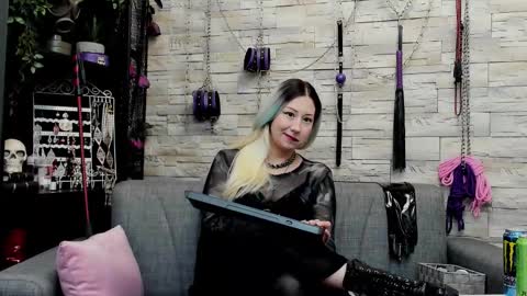Snapshot of kaziaswart chatting on March 19, 2:15 am Miss Kazia online show from March 19, 2:15 am