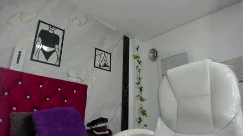 Snapshot of kazsandrah chatting on April 28, 6:07 am KAZSANDRAH online show from April 28, 6:07 am