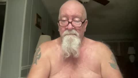 Snapshot of kcbace61760 chatting on December 23, 1:29 am kcbace61760 online show from December 23, 1:29 am