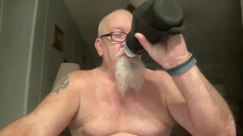 Snapshot of kcbace61760 chatting on January 5, 1:45 am kcbace61760 online show from January 5, 1:45 am