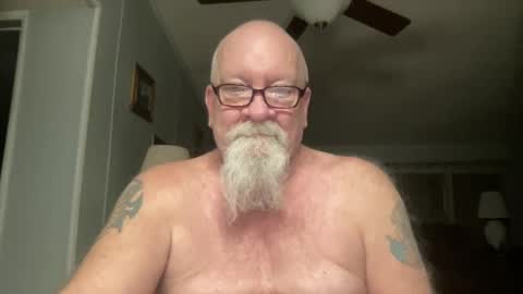 Snapshot of kcbace61760 chatting on January 13, 10:58 am kcbace61760 online show from January 13, 10:58 am