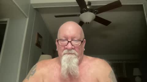 Snapshot of kcbace61760 chatting on February 12, 12:58 am kcbace61760 online show from February 12, 12:58 am