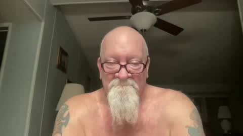 Snapshot of kcbace61760 chatting on March 11, 11:59 pm kcbace61760 online show from March 11, 11:59 pm