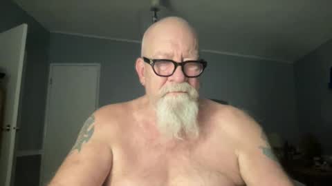 Snapshot of kcbace61760 chatting on January 10, 4:03 am kcbace61760 online show from January 10, 4:03 am