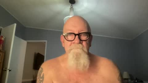 Snapshot of kcbace61760 chatting on February 1, 12:26 pm kcbace61760 online show from February 1, 12:26 pm