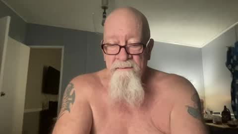 Snapshot of kcbace61760 chatting on February 2, 3:49 am kcbace61760 online show from February 2, 3:49 am