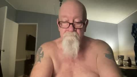 Snapshot of kcbace61760 chatting on February 10, 3:32 am kcbace61760 online show from February 10, 3:32 am