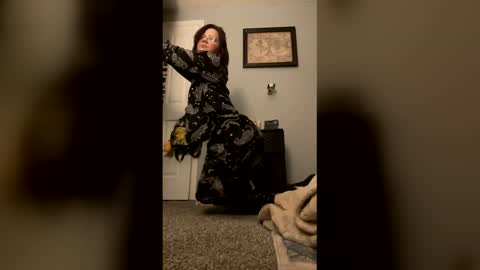 Snapshot of kearianwat chatting on December 21, 3:13 am kearianwat online show from December 21, 3:13 am