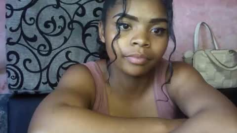 Snapshot of keeganiah chatting on October 24, 10:22 am keeganiah online show from October 24, 10:22 am