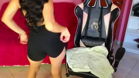 keeiity_moon online show from May 6, 2:00 pm