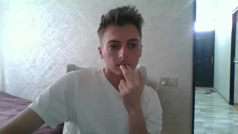 keetherwulf online show from January 6, 9:13 am