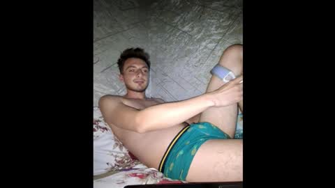 Snapshot of keetherwulf chatting on January 17, 9:29 pm keetherwulf online show from January 17, 9:29 pm