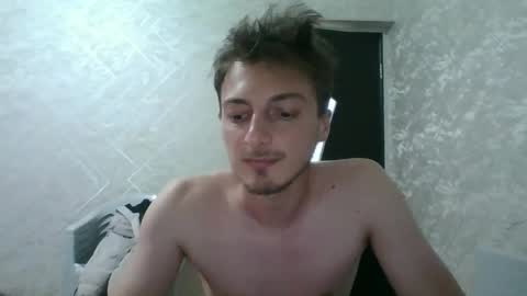 Snapshot of keetherwulf chatting on February 9, 1:48 pm keetherwulf online show from February 9, 1:48 pm