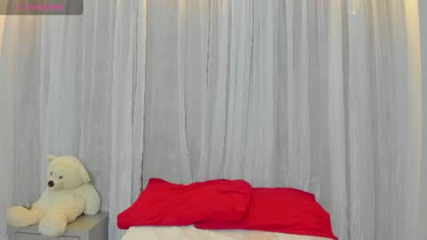 Snapshot of keila_mendoza chatting on July 12, 8:11 pm Keila online show from July 12, 8:11 pm