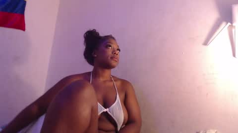 Snapshot of keilysofia chatting on April 23, 5:30 am Keili online show from April 23, 5:30 am