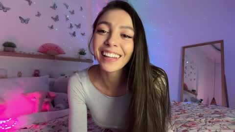 Snapshot of keirasworld chatting on May 25, 12:16 am keira online show from May 25, 12:16 am