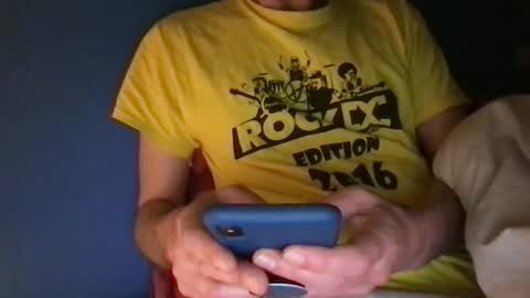 Snapshot of kelkun2828 chatting on January 1, 9:20 pm kelkun2828 online show from January 1, 9:20 pm