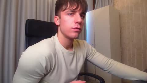 Snapshot of kellenwest chatting on January 15, 10:20 am KellenWest online show from January 15, 10:20 am