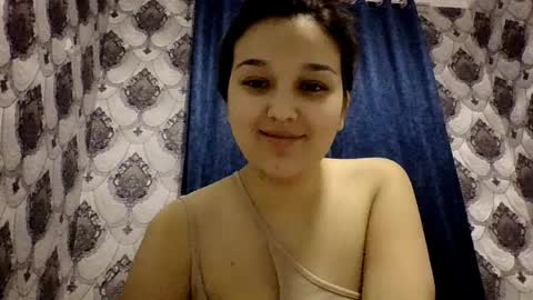 kelli_nuna_bebe online show from May 29, 11:14 pm