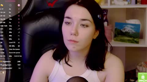 Kelly online show from March 22, 1:47 pm