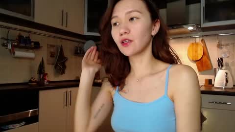 Snapshot of kelly_yon chatting on January 17, 9:50 pm Kelly online show from January 17, 9:50 pm