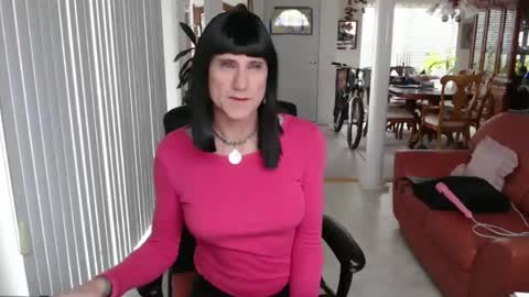 Snapshot of kellyannelynn chatting on November 29, 5:38 pm kellyanne Lynn but please call me fucktoy online show from November 29, 5:38 pm