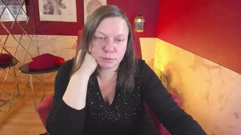 Kelly online show from December 3, 6:54 am