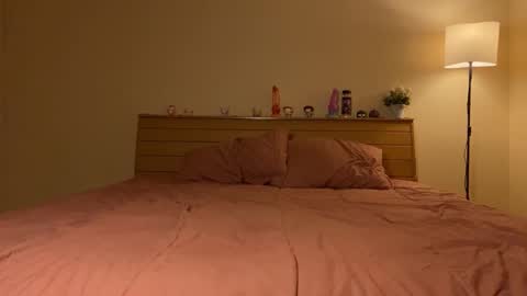 Kelly online show from October 30, 4:41 pm