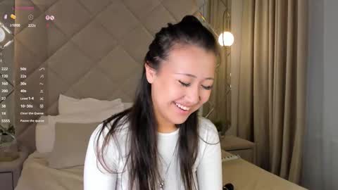kellyy_bern online show from November 12, 1:06 am