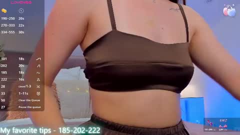 Snapshot of kelsi_di chatting on June 15, 5:09 am kelsi_di online show from June 15, 5:09 am
