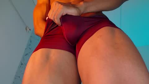 ken__owensx online show from April 4, 6:16 pm