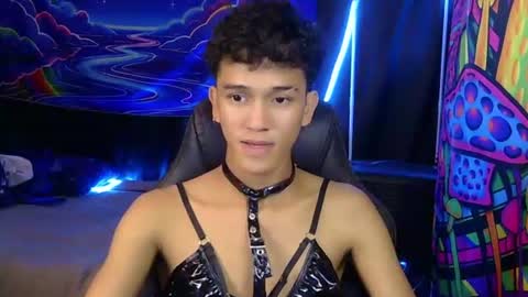 Snapshot of ken_bigcockxx chatting on July 18, 6:39 am Ken online show from July 18, 6:39 am