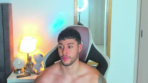 ken_mailik online show from March 1, 11:47 pm